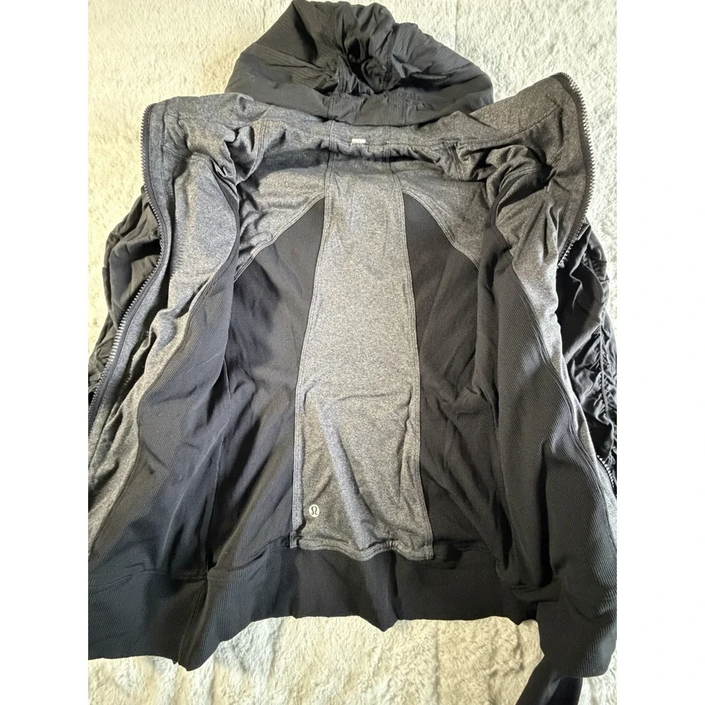 Lululemon‎ Dance Studio Jacket Womens 4 Black Hooded Full Zip Thumbholes